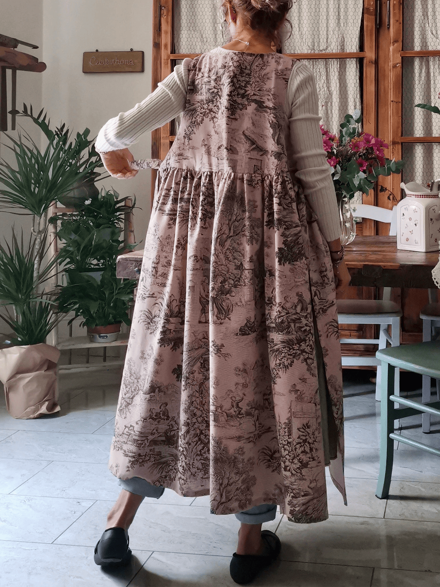 Vintage Pink Base Pastoral Landscape Print Long Apron & Dress (2-in-1)