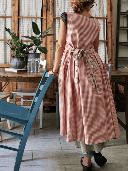 Vintage Pink & White Plaid Long Apron & Dress (2-in-1) with Floral Pockets